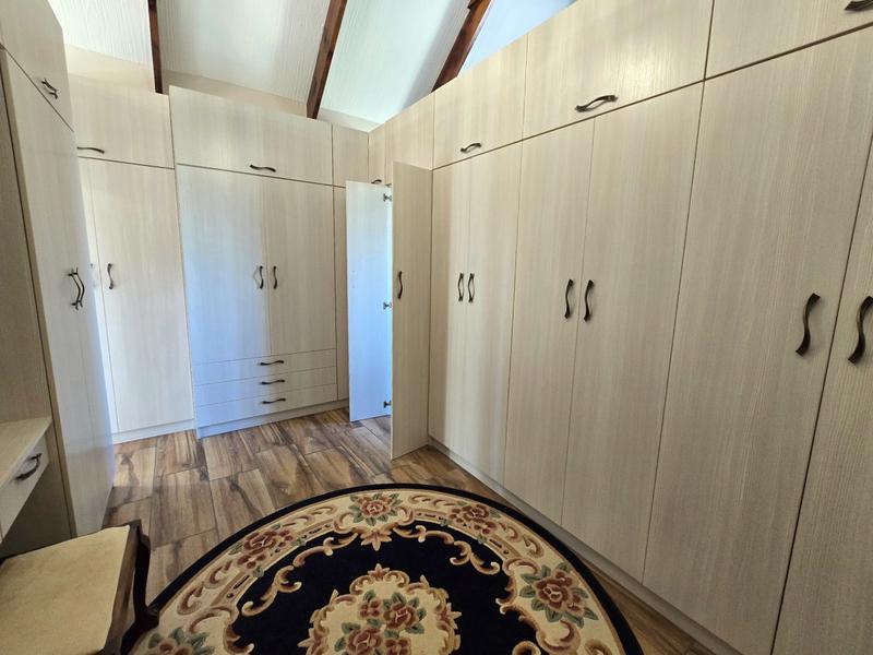 3 Bedroom Property for Sale in Britannia Bay Western Cape